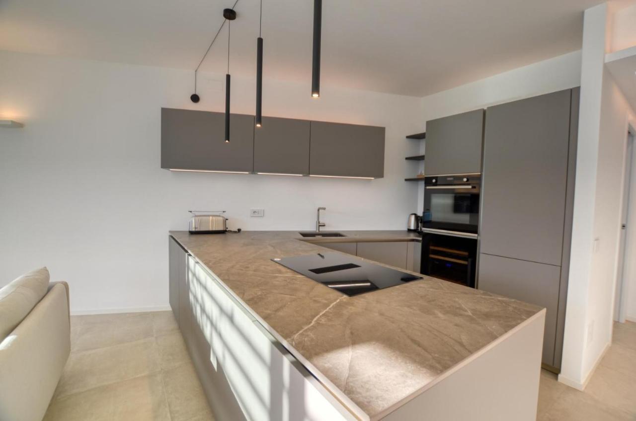 Casa Antonia 2 Apartment Lenno Exterior photo